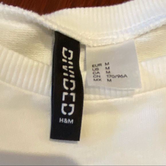 H&M top - Picture 3 of 3